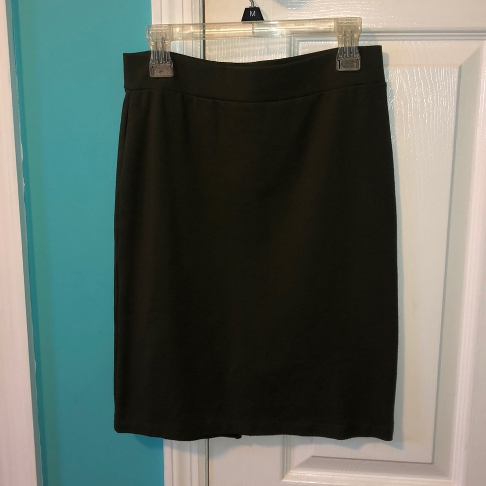 Army green knee length tight skirt
